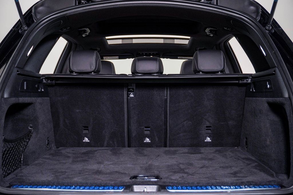 Used 2021 Mercedes-Benz GLC 300 4MATIC image 27