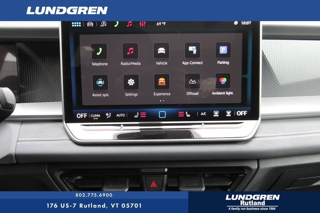 New 2026 Volkswagen Tiguan SE image 4