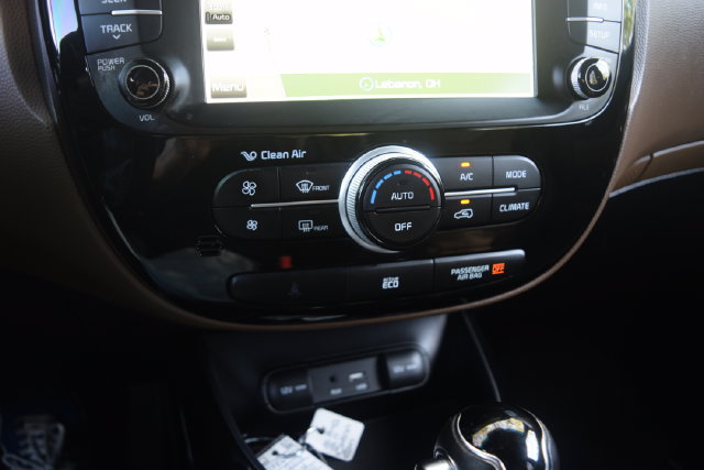 Used 2016 Kia Soul + w/ Audio Package FWD image 12