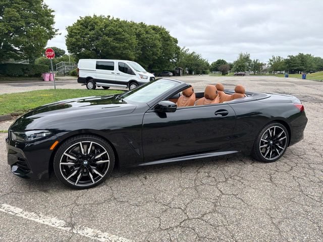 Used 2025 BMW M850i xDrive Convertible AWD/4WD image 16