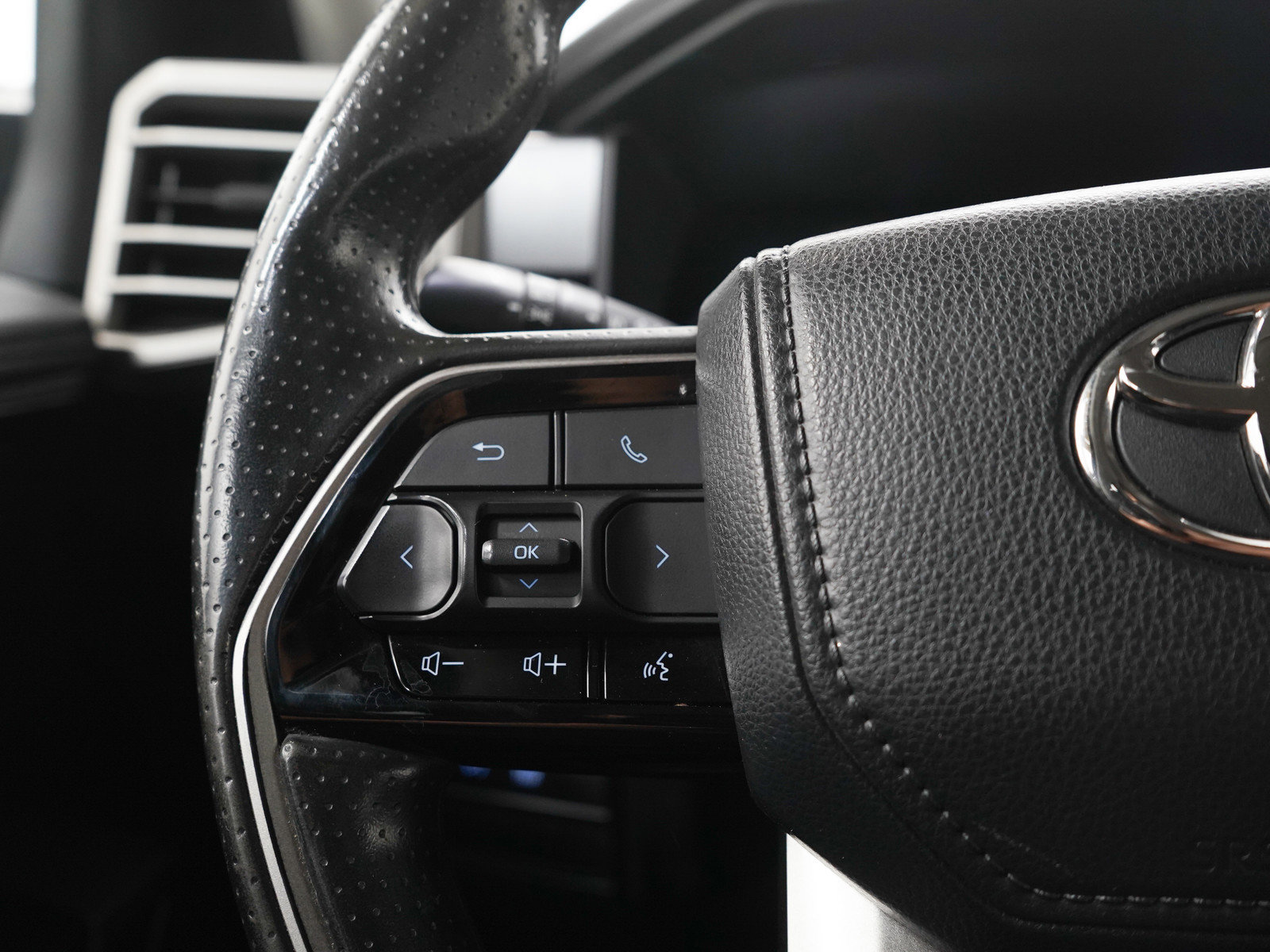 Used 2023 Toyota Tundra SR5 AWD/4WD image 24
