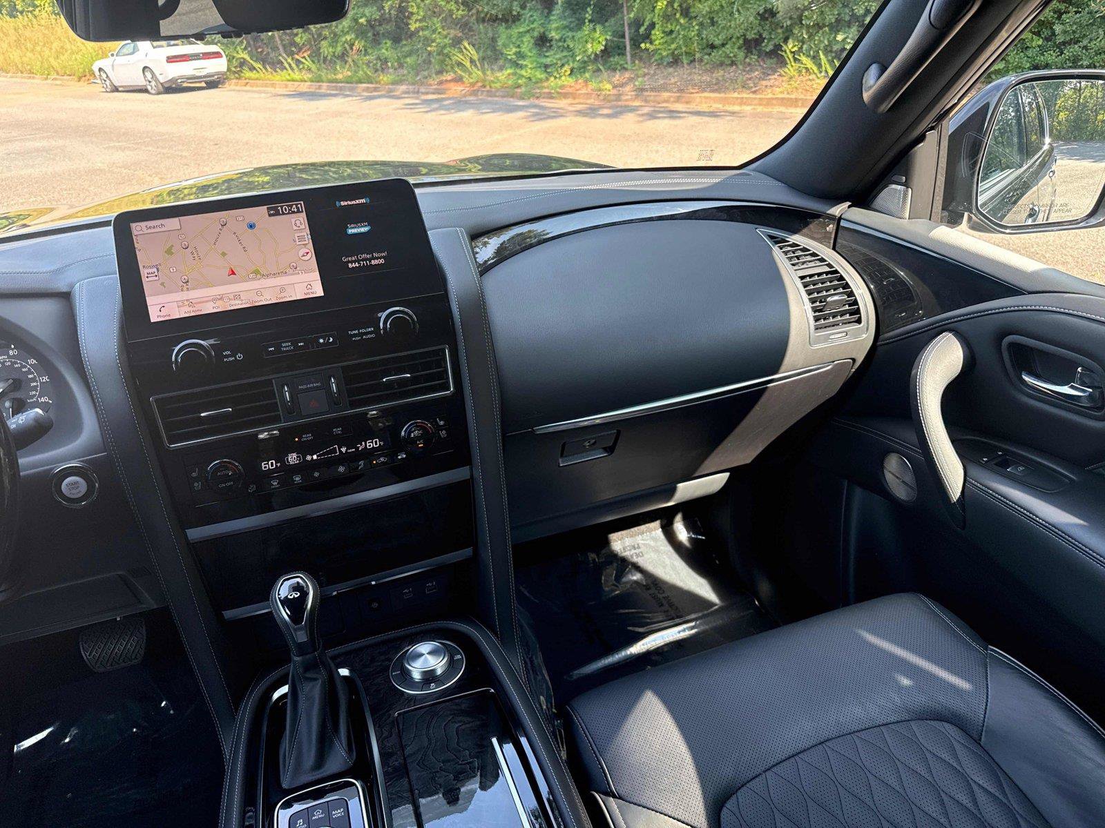 Used 2022 INFINITI QX80 Sensory w/ All-Season Package AWD/4WD image 16