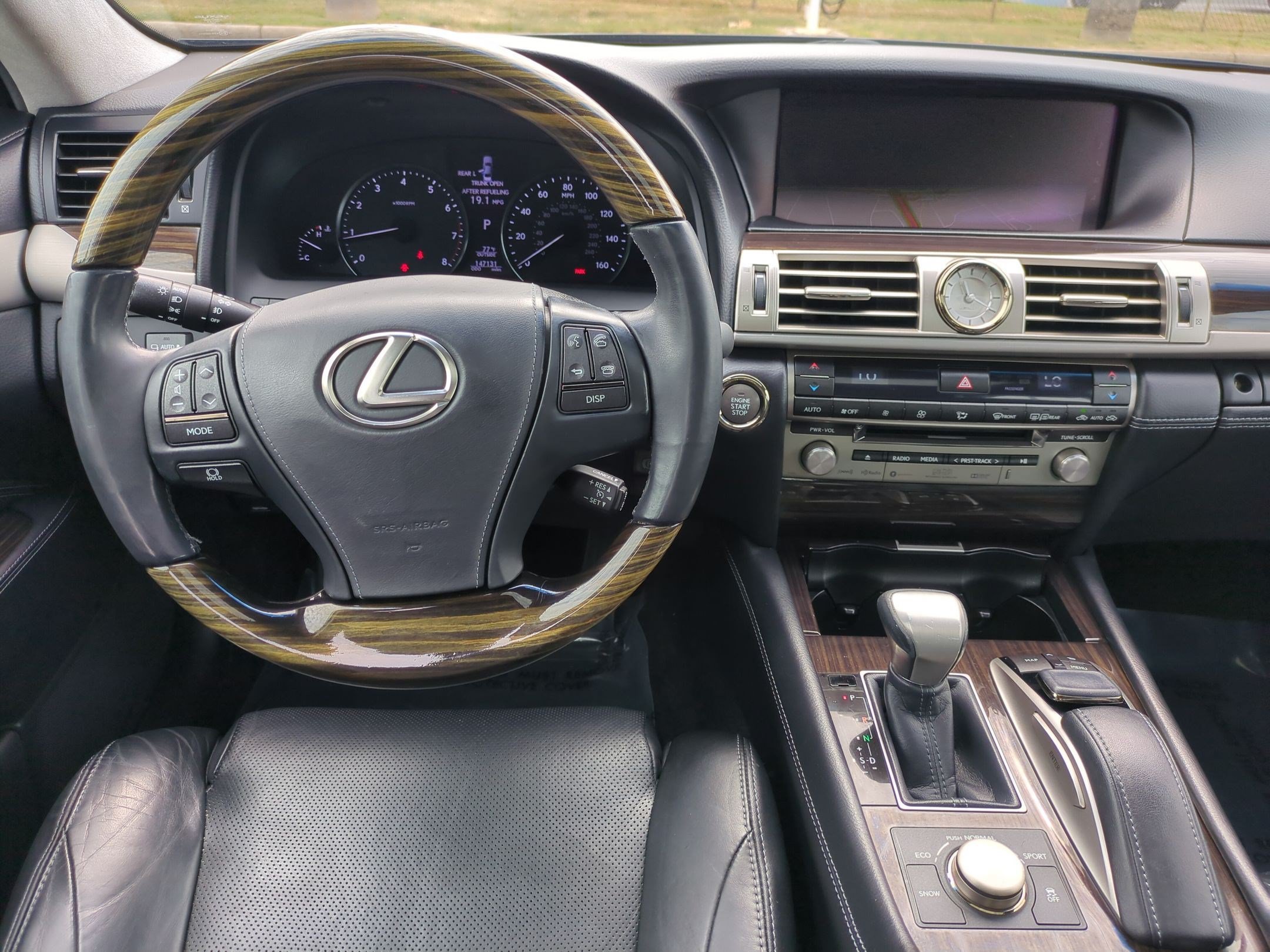 Used 2016 Lexus LS 460 L AWD/4WD image 32