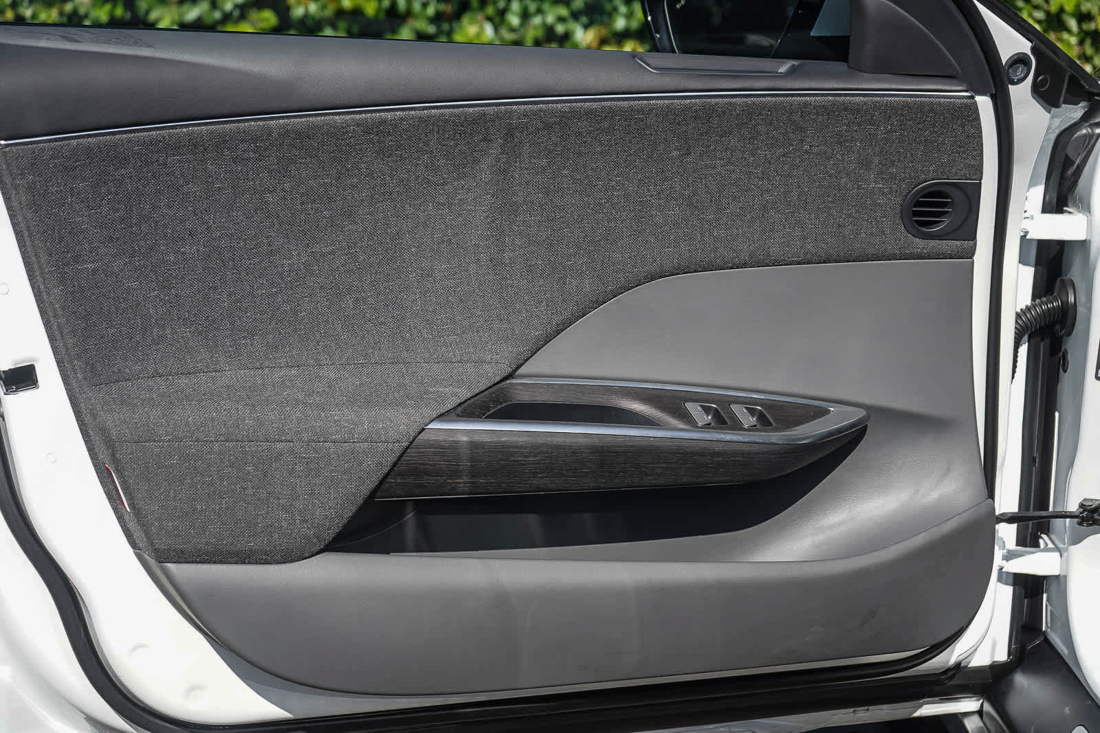 Used 2024 Lucid Air Pure RWD image 19