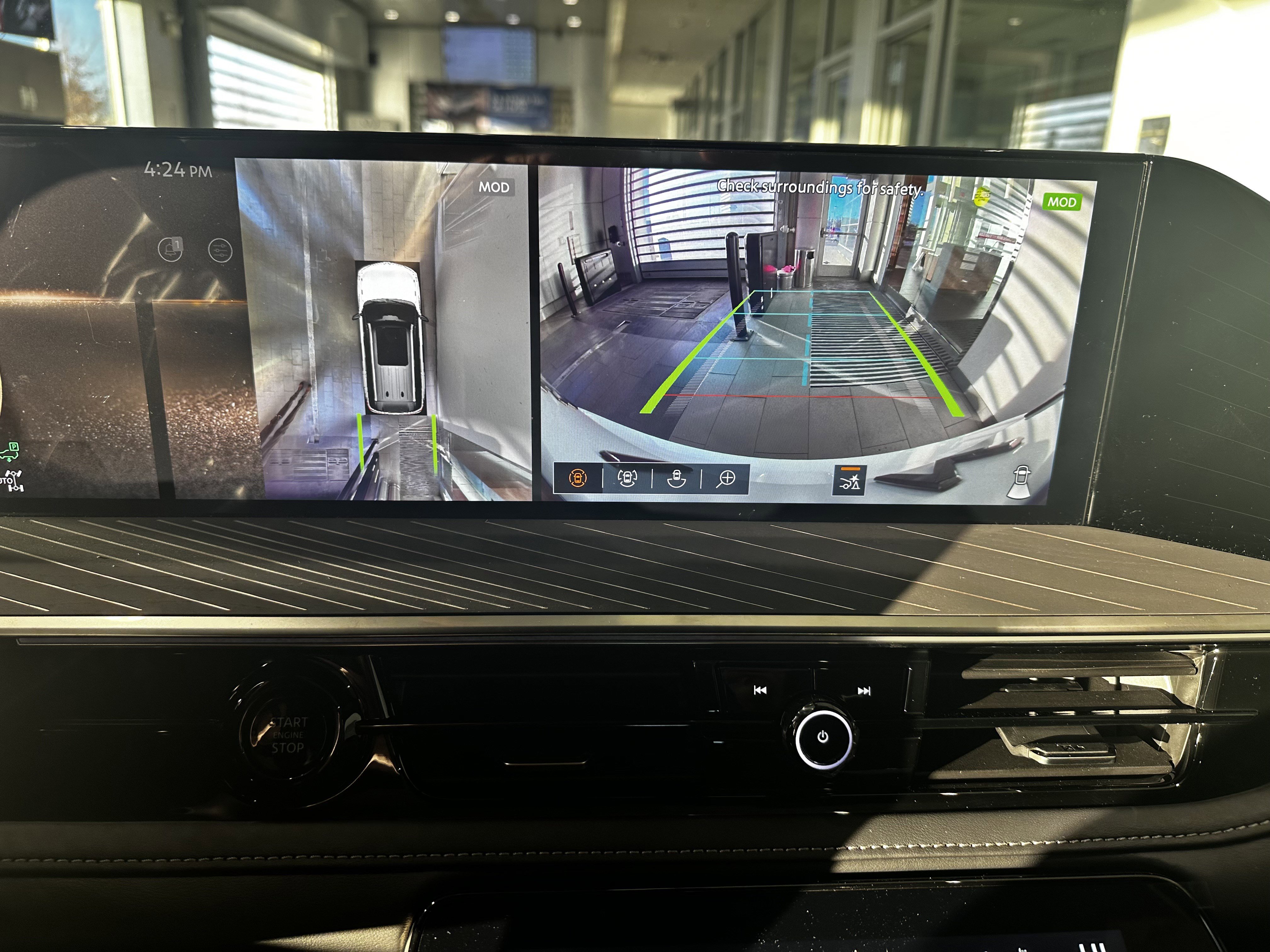 New 2026 INFINITI QX80 Autograph w/ Premium Cargo Package image 21