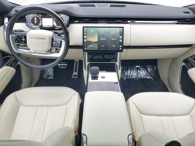 Certified 2026 Land Rover Range Rover SE AWD/4WD image 15