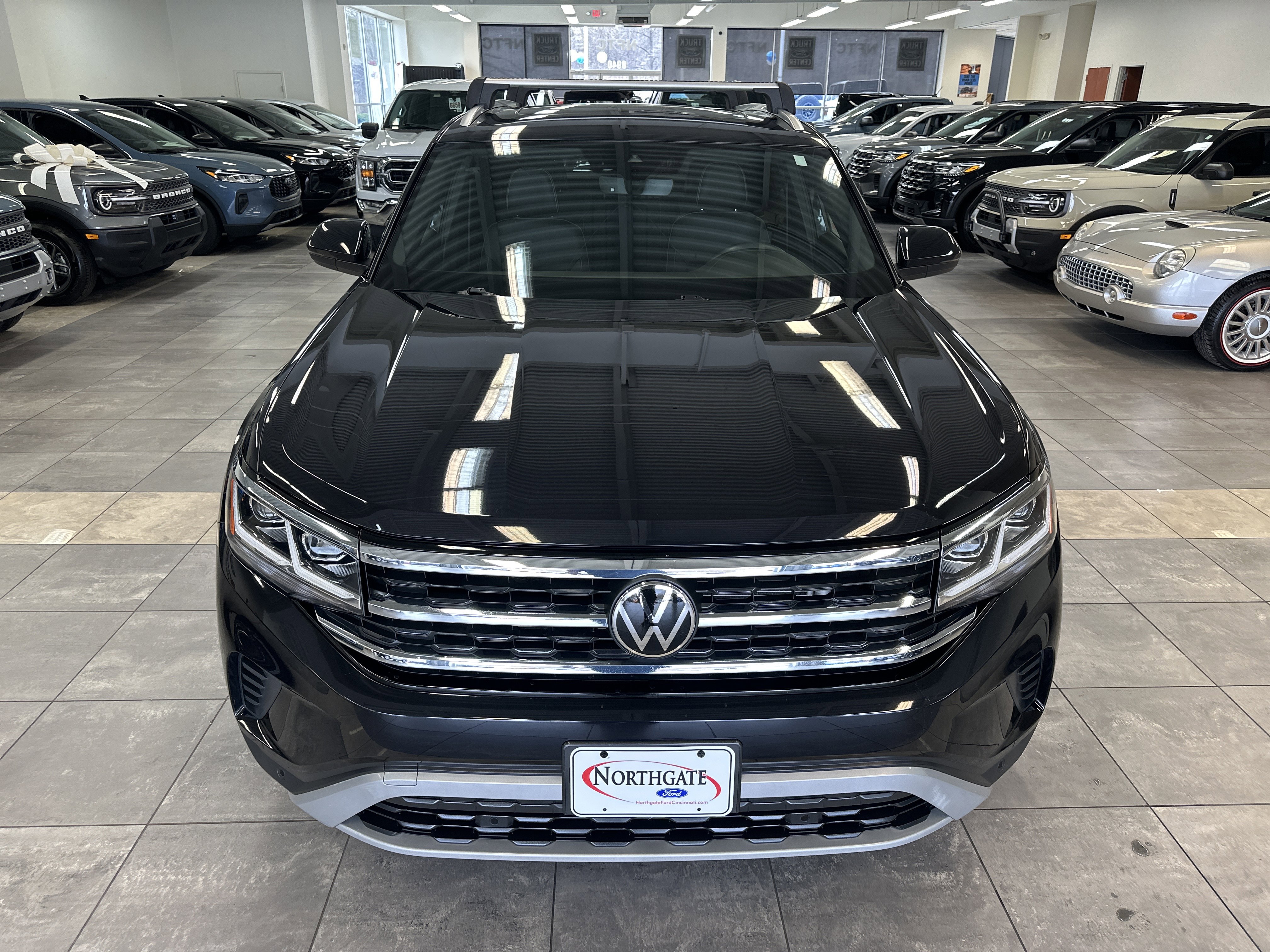 Used 2023 Volkswagen Atlas Cross Sport SEL image 21