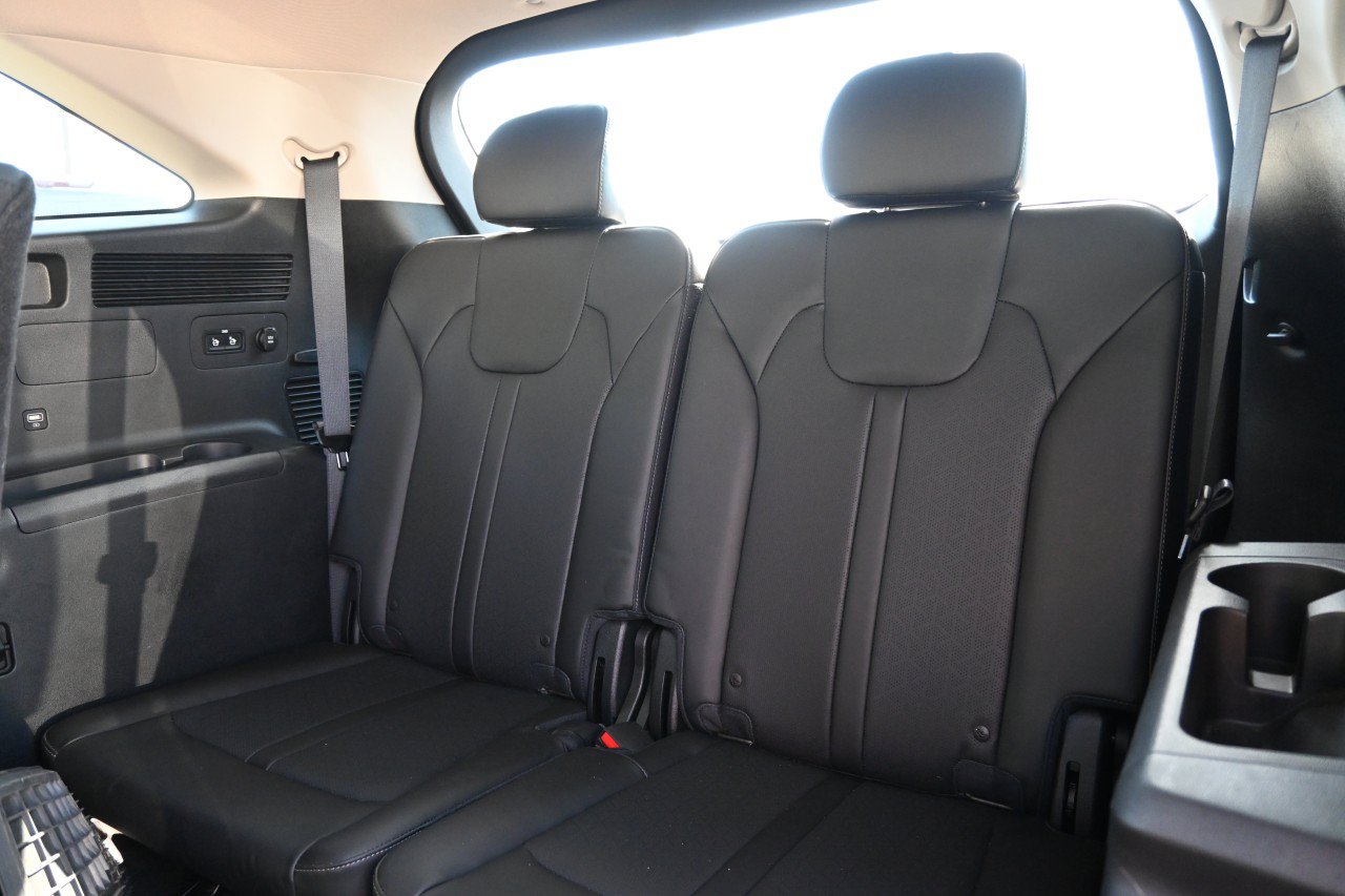 Used 2022 Kia Sorento S FWD image 21