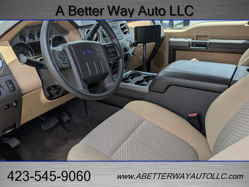 Used 2011 Ford F350 XLT w/ XLT Premium Pkg RWD image 9