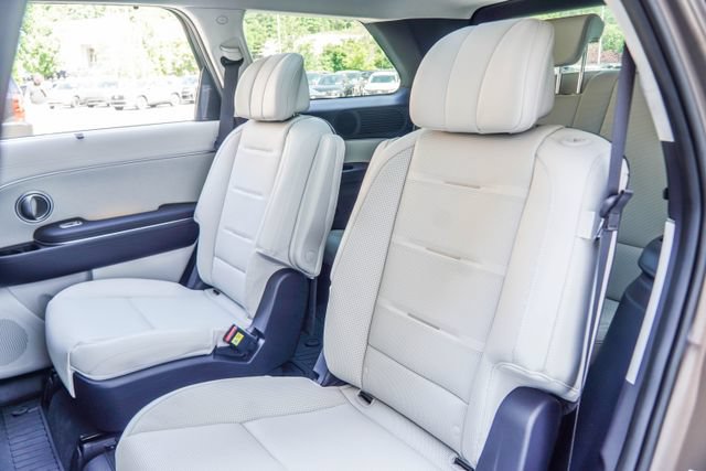 New 2026 Hyundai Palisade Calligraphy FWD image 36