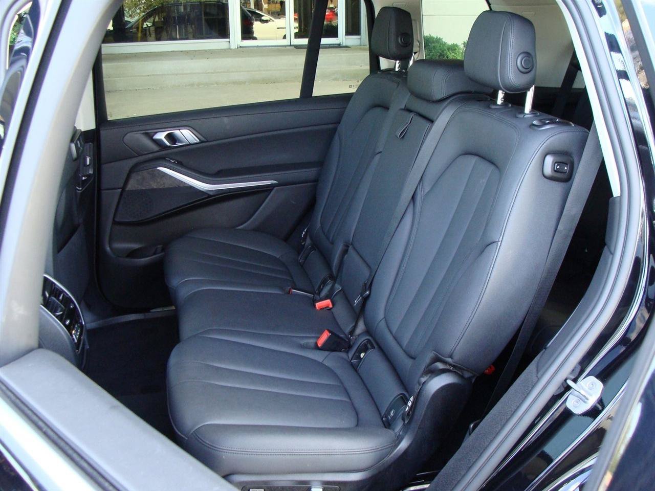 Used 2021 BMW X7 xDrive40i AWD/4WD image 8