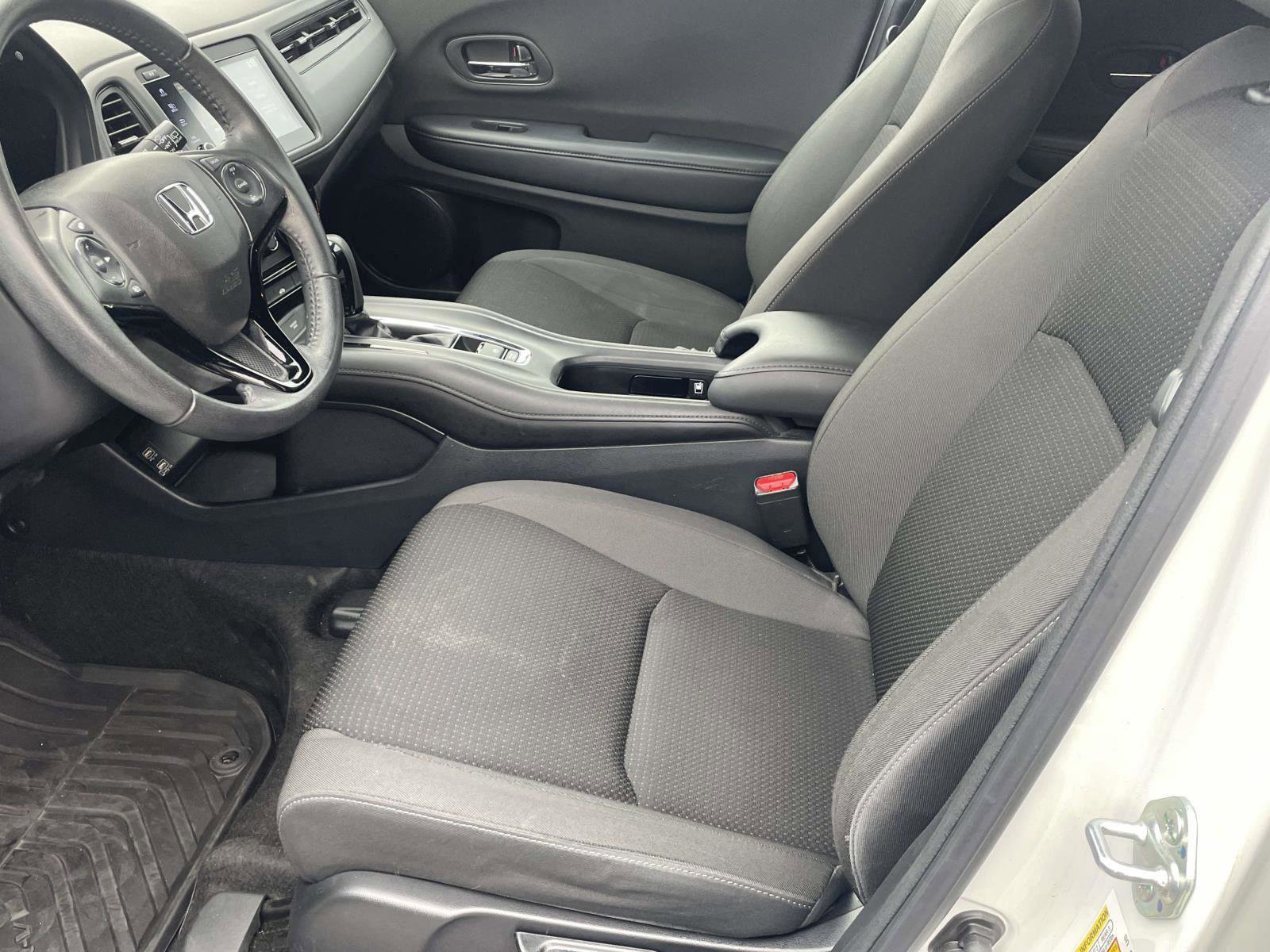 Used 2021 Honda HR-V Sport image 7