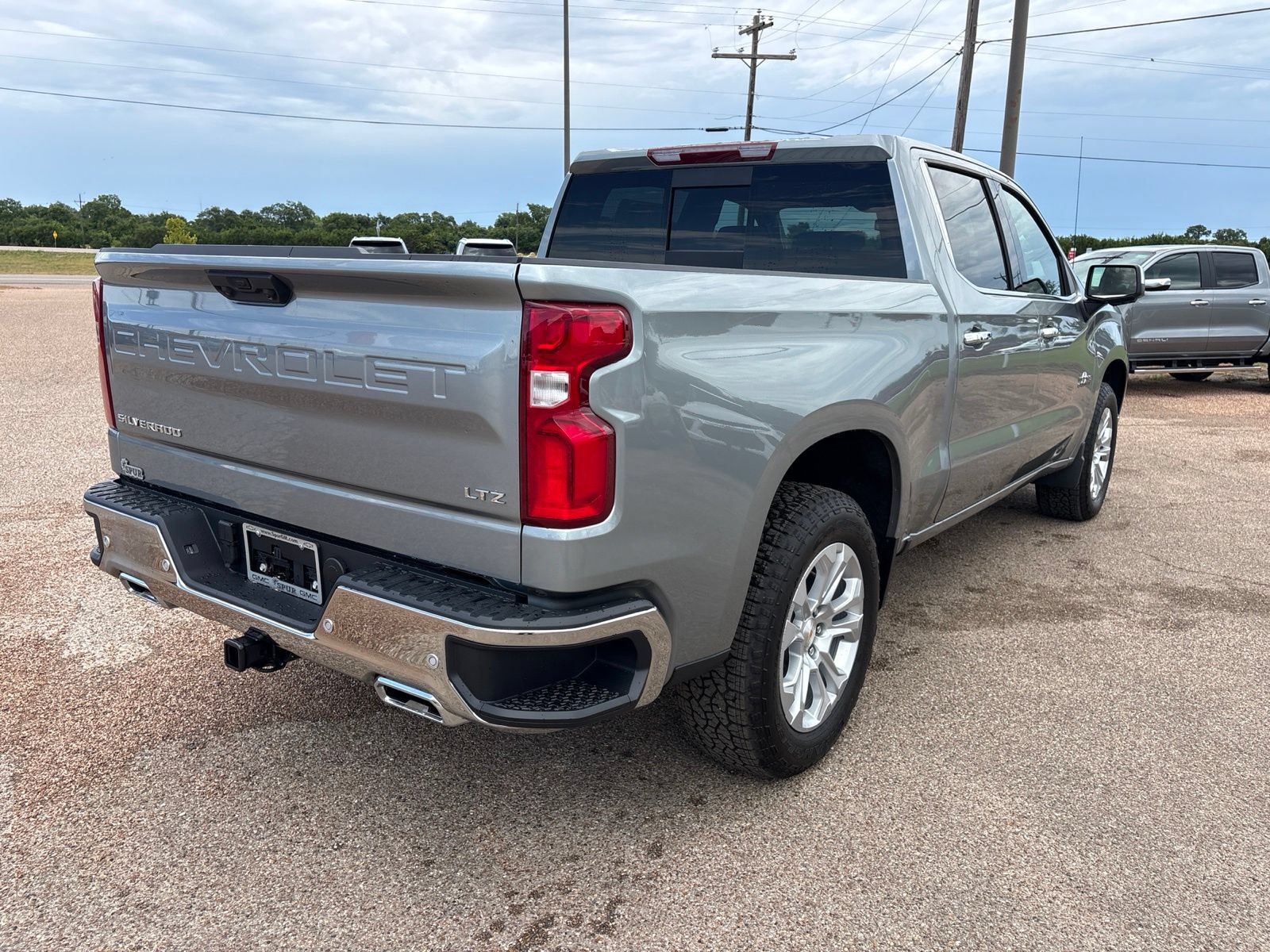 New 2026 Chevrolet Silverado 1500 LTZ w/ LTZ Premium Texas Edition AWD/4WD image 6