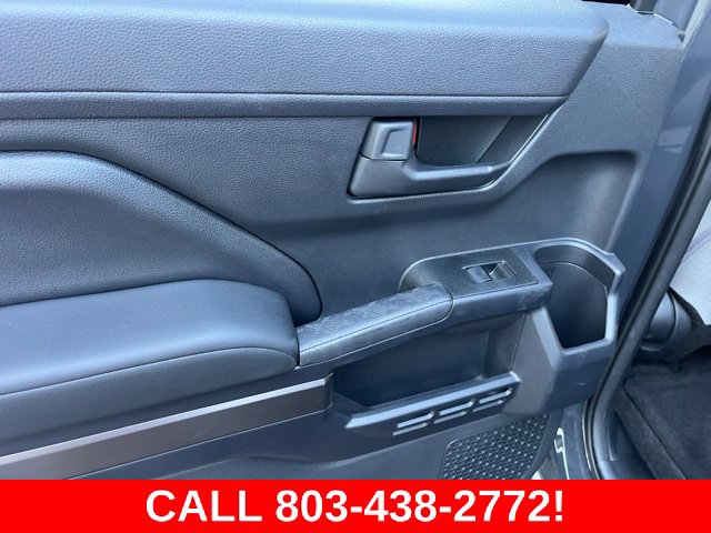 Used 2025 Toyota 4Runner TRD Off-Road AWD/4WD image 13