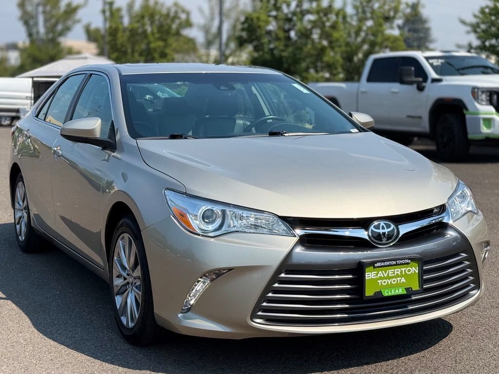 Used 2016 Toyota Camry XLE w/ Moonroof Package FWD image 7