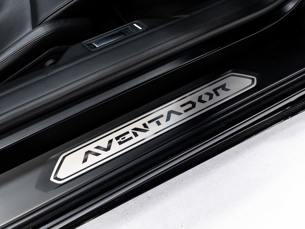 Used 2014 Lamborghini Aventador LP 700-4 AWD/4WD image 45