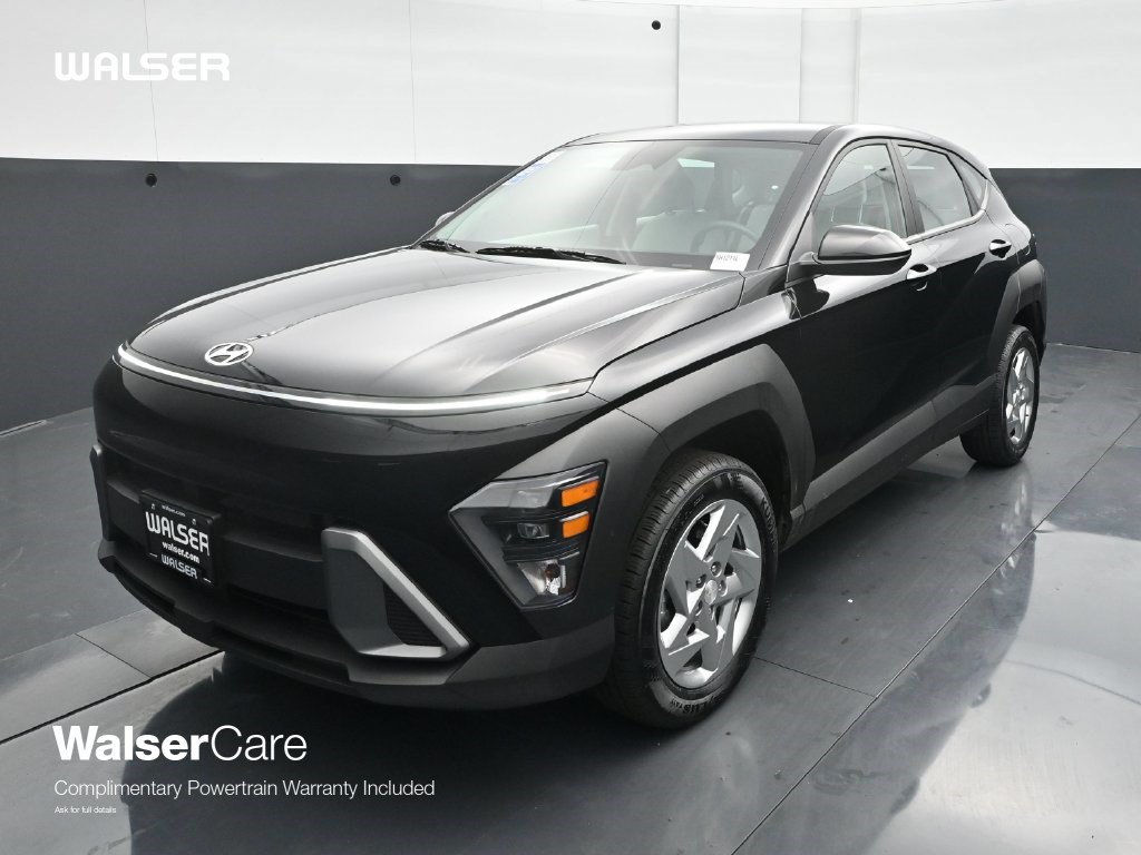 Used 2024 Hyundai Kona SE AWD/4WD image 1