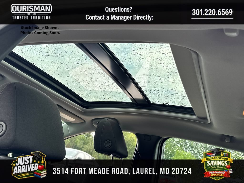 Used 2024 Chevrolet Malibu LT FWD image 17