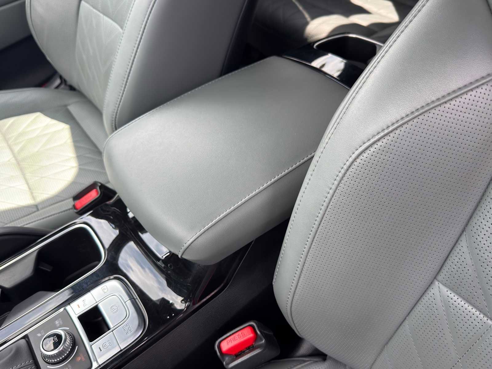 Certified 2023 Kia Telluride SX Prestige X-Line AWD/4WD image 17