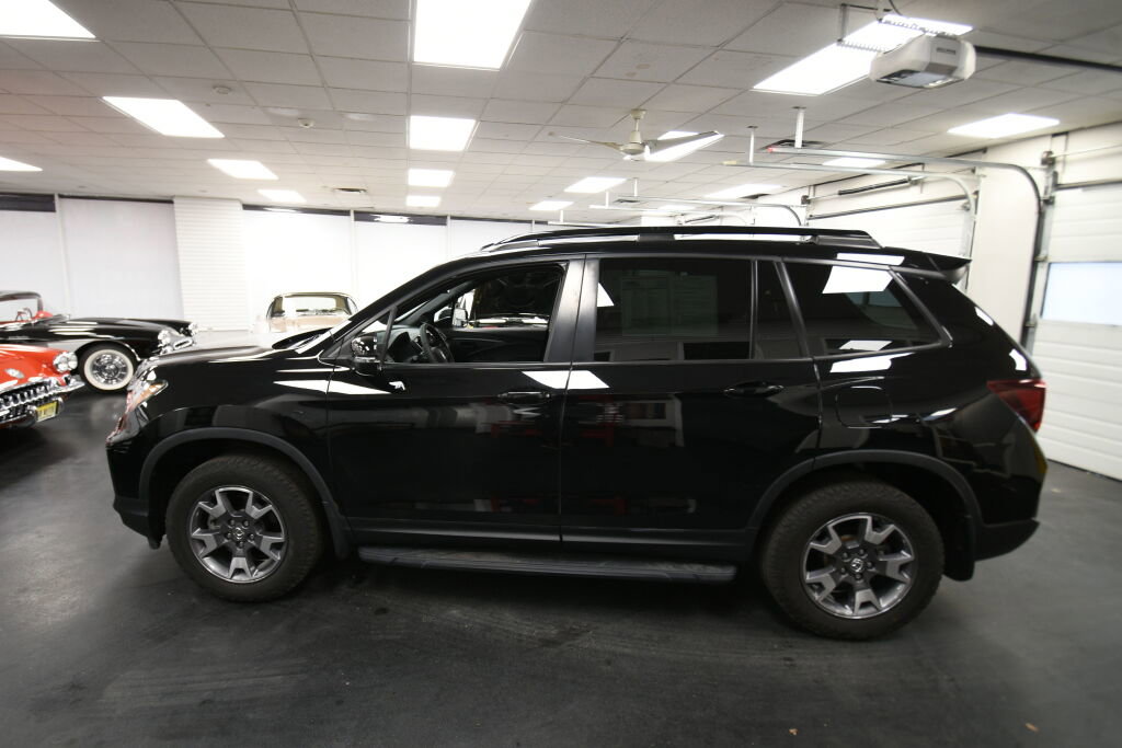 Used 2023 Honda Passport TrailSport image 4