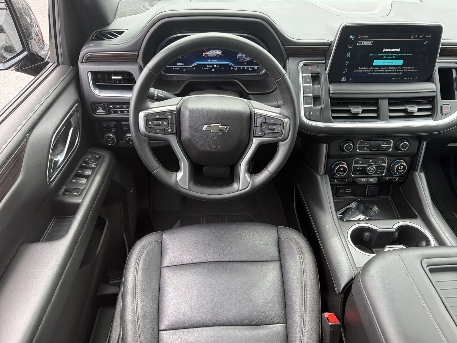 Used 2023 Chevrolet Tahoe Z71 w/ Z71 Off-Road Package AWD/4WD image 31