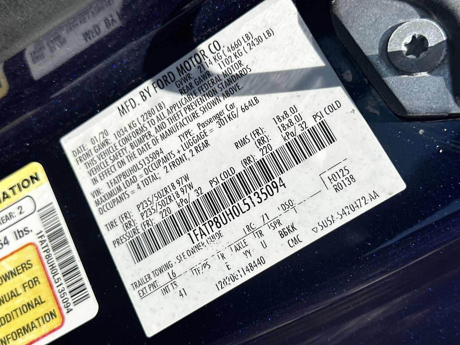 Used 2020 Ford Mustang Premium RWD image 18