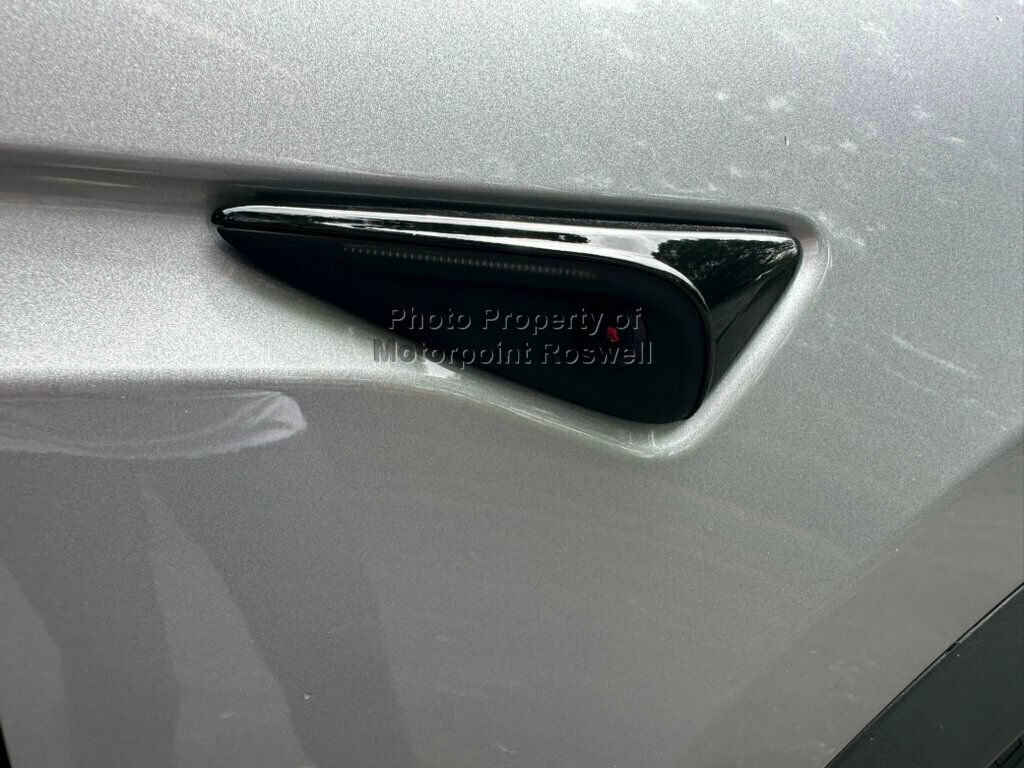 Used 2025 Tesla Model X AWD/4WD image 29
