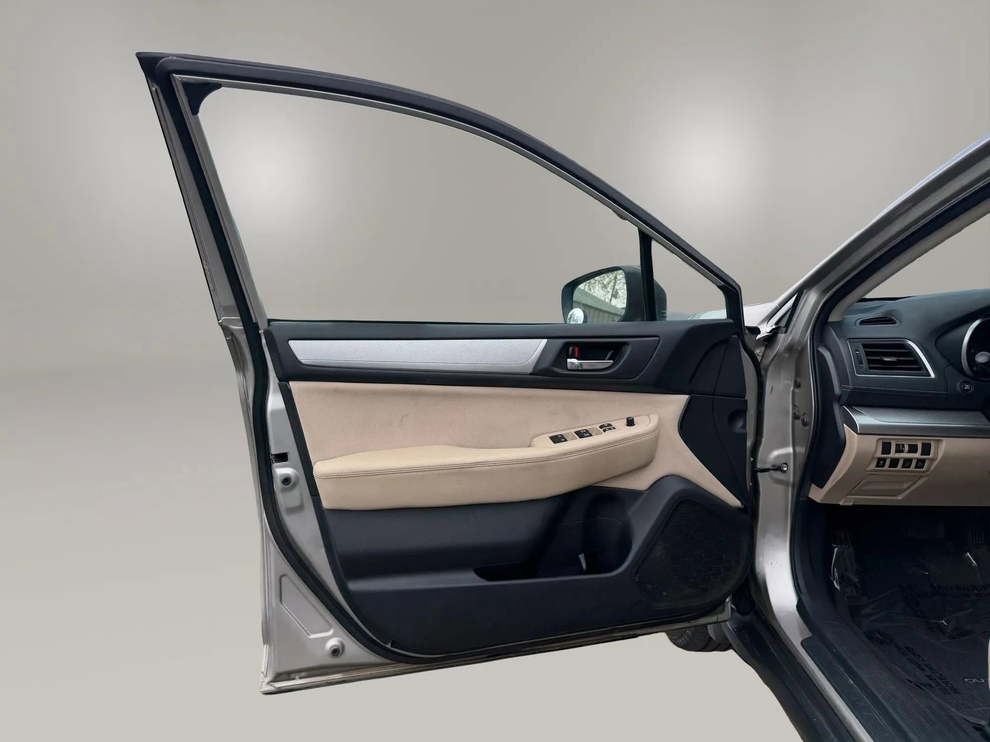 Used 2019 Subaru Outback 2.5i Premium AWD/4WD image 12