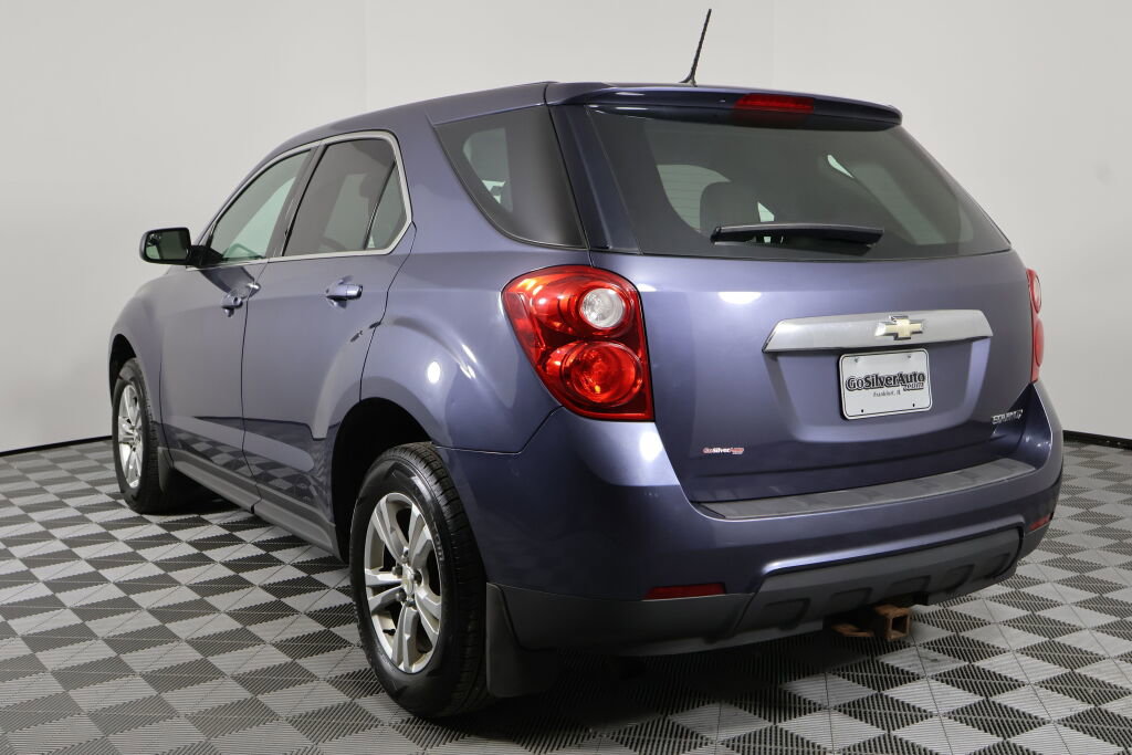Used 2013 Chevrolet Equinox LS w/ LPO, Protection Package FWD image 4