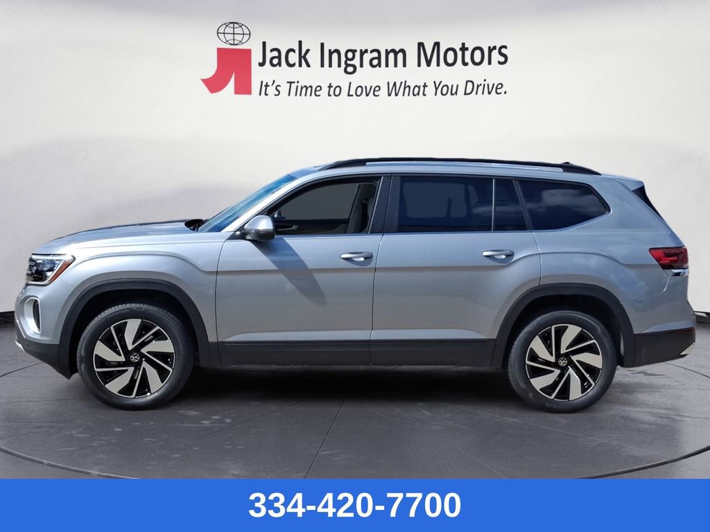 New 2026 Volkswagen Atlas SE image 2