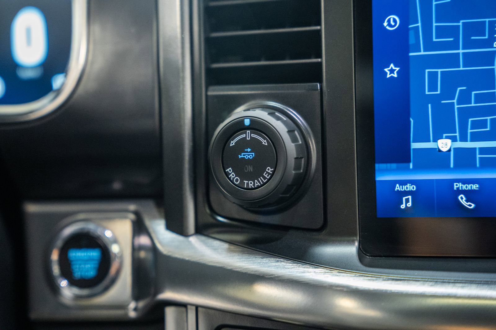 Certified 2023 Ford F150 Lariat w/ Equipment Group 502A High image 32