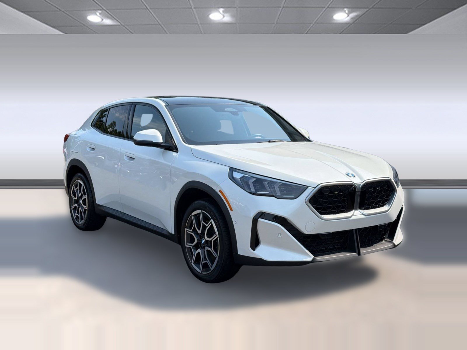 Used 2025 BMW X2 xDrive28i w/ Premium Package AWD/4WD image 7