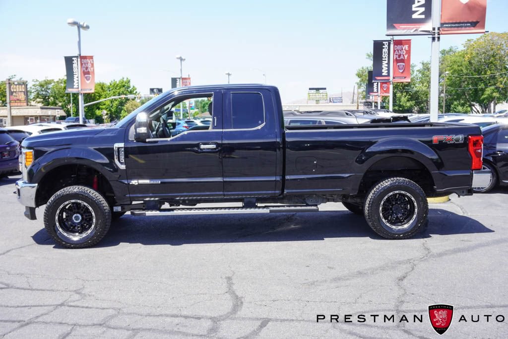 Used 2017 Ford F250 XLT w/ XLT Premium Package AWD/4WD image 25