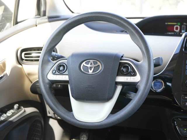 Used 2017 Toyota Prius Two w/ Prius Two Safety Plus Package FWD image 17