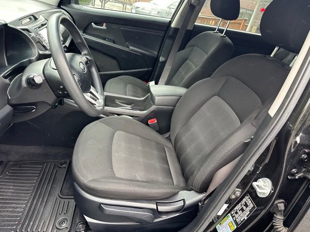 Used 2011 Kia Sportage LX w/ Convenience Pkg FWD image 9