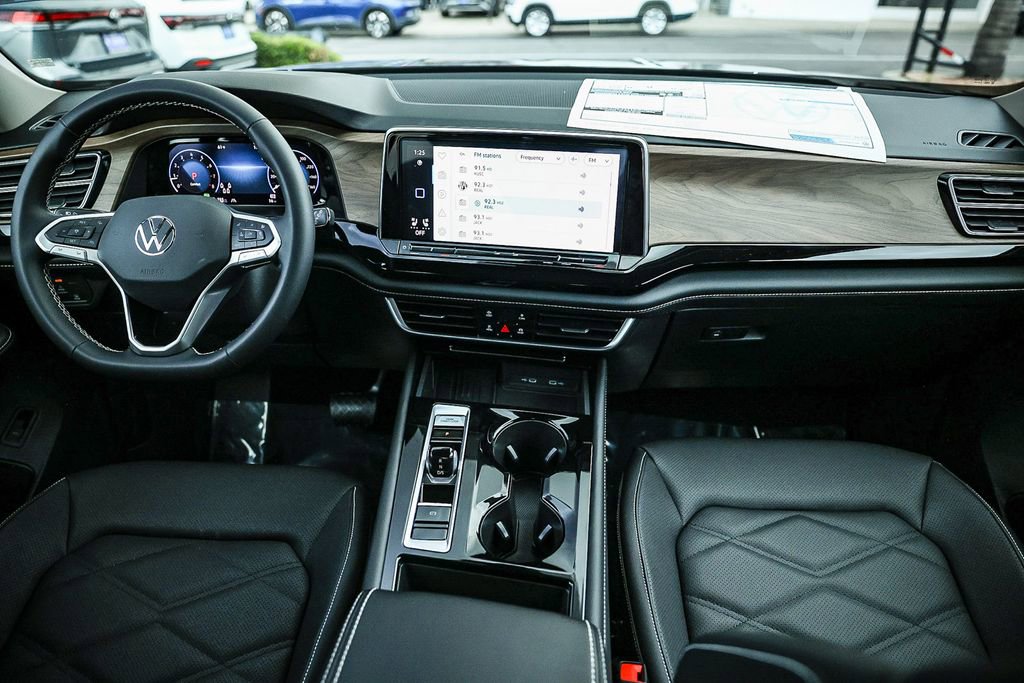 New 2026 Volkswagen Atlas SE image 13