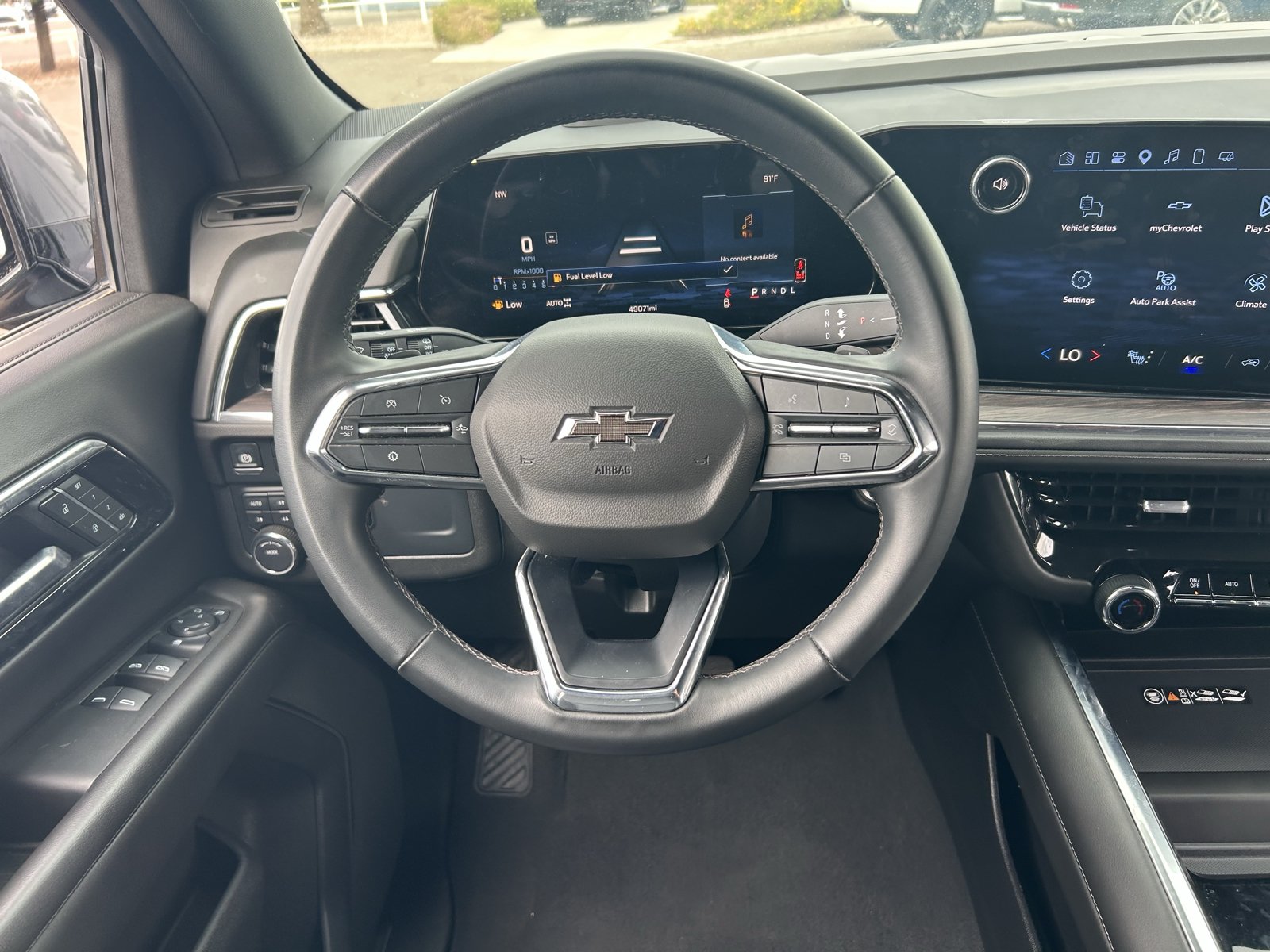 Used 2025 Chevrolet Tahoe Z71 AWD/4WD image 23