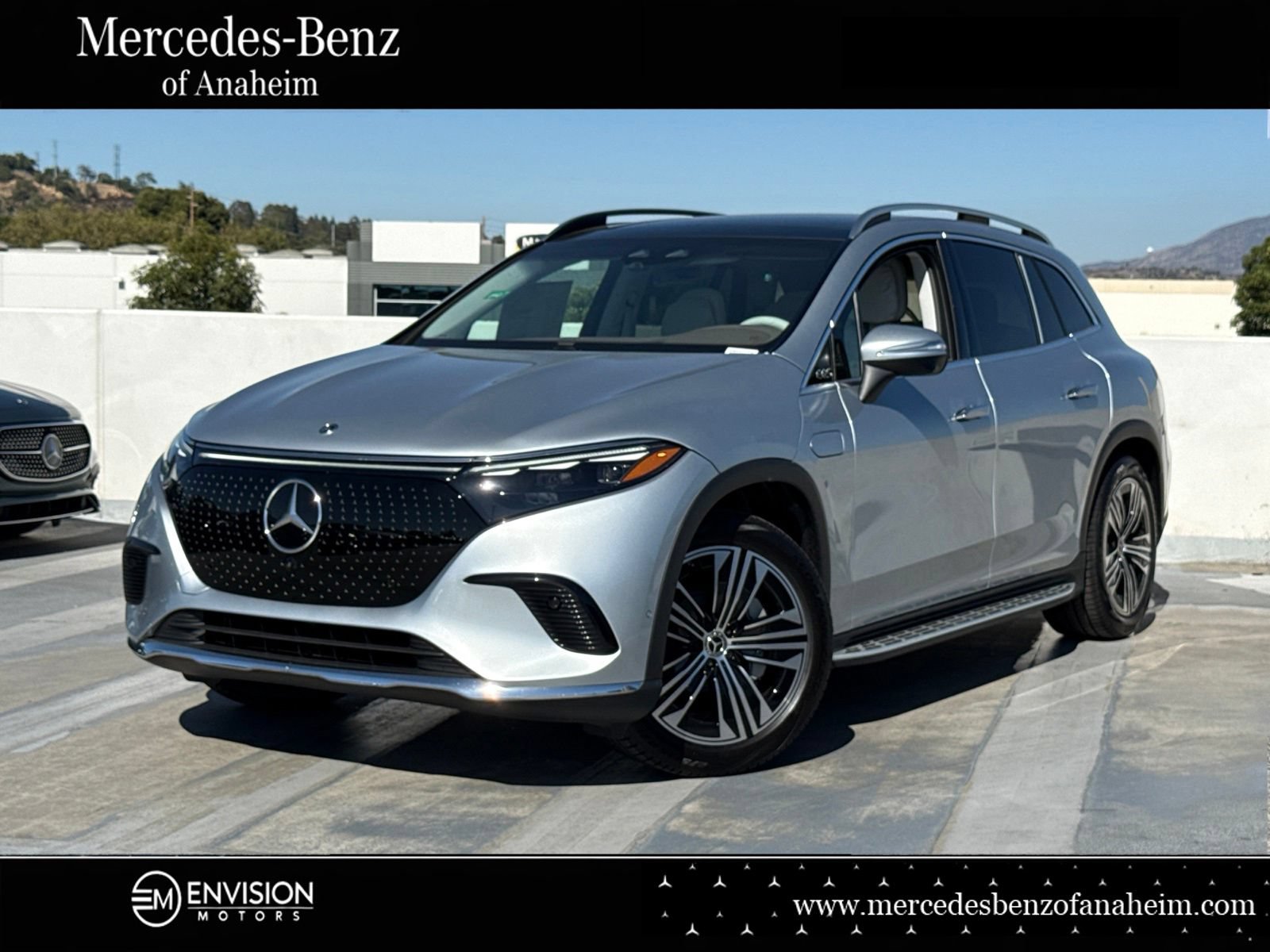 New 2026 Mercedes-Benz EQS 400 4MATIC SUV image 1