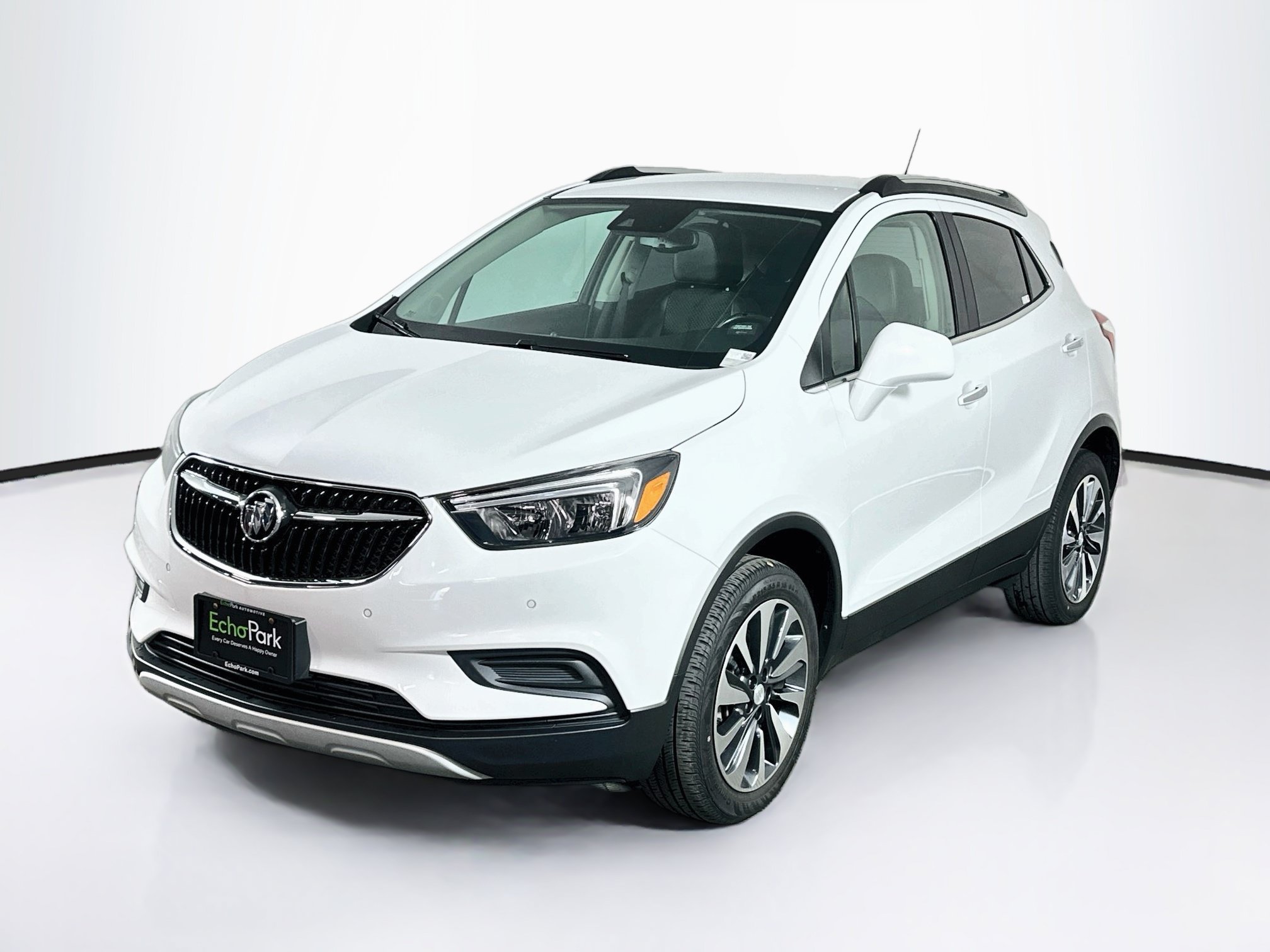 Used 2022 Buick Encore Preferred w/ Safety Package II AWD/4WD image 3