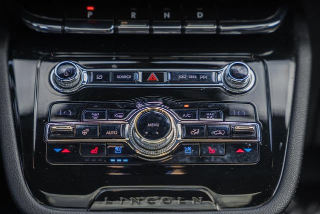 Used 2020 Lincoln Corsair AWD w/ Premium Package image 23