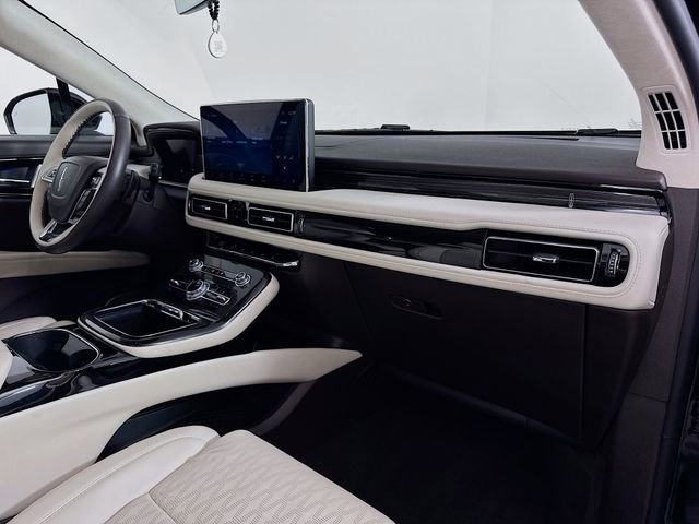 Used 2023 Lincoln Nautilus Black Label w/ Class II Trailer Tow Package image 47