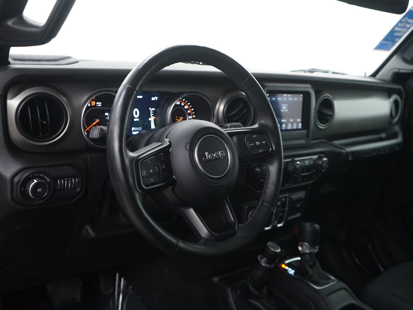 Used 2018 Jeep Wrangler Unlimited Sport S image 19