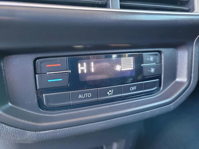 Used 2025 Volkswagen Atlas SE image 17