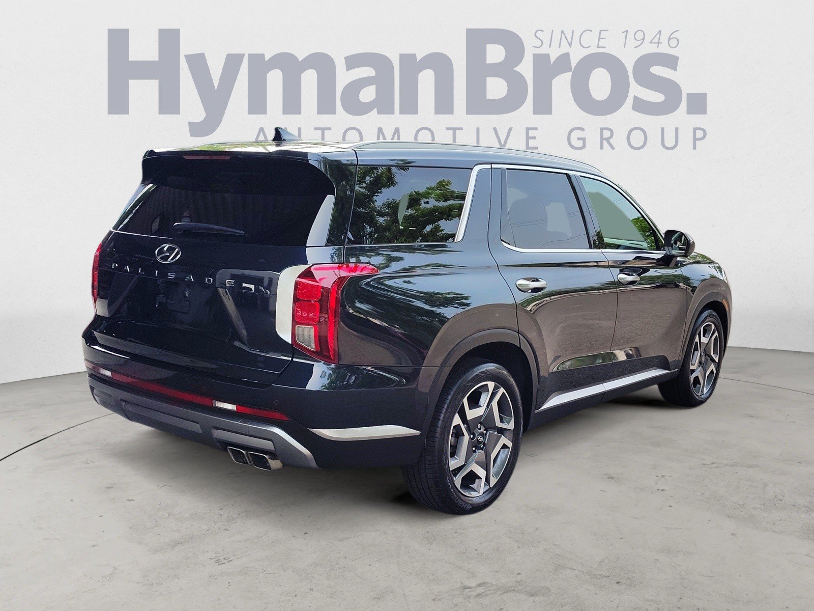 Used 2024 Hyundai Palisade SEL FWD image 3