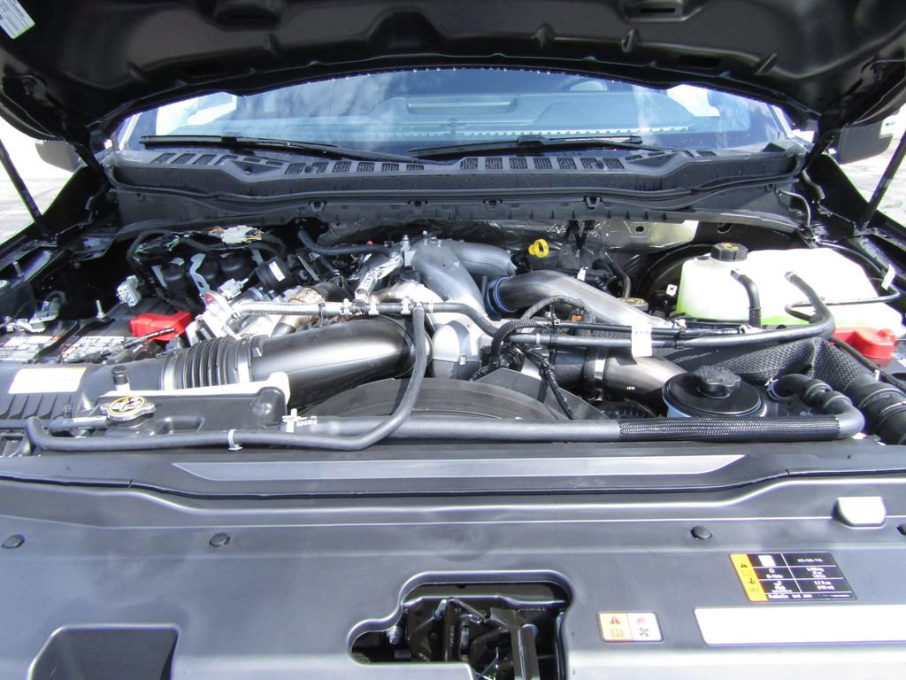 New 2026 Ford F350 Lariat w/ FX4 Off-Road Package image 8