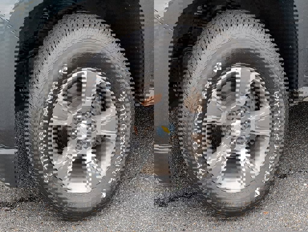 Used 2018 Chevrolet Colorado Z71 image 12