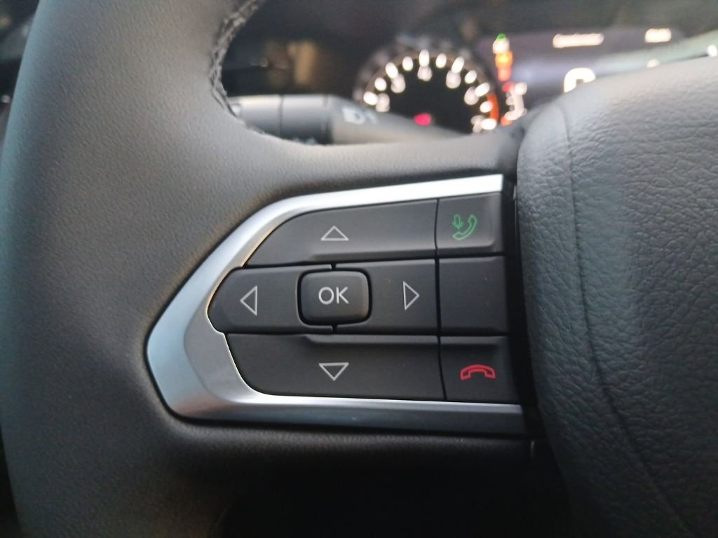 New 2026 Jeep Compass Latitude image 12