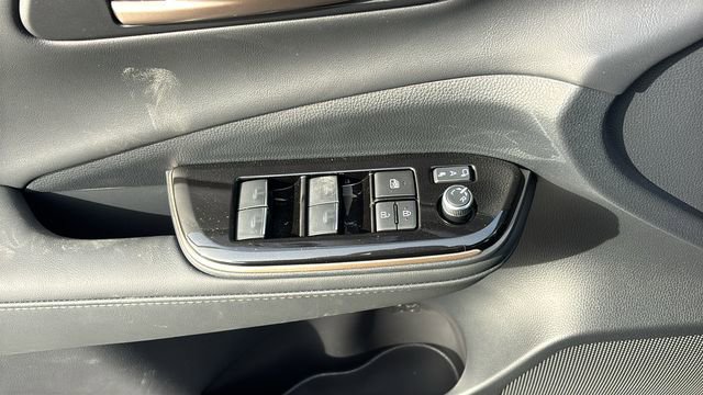 New 2026 Toyota Crown XLE image 12