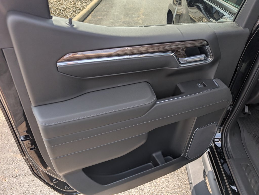 New 2026 Chevrolet Silverado 1500 LT Trail Boss w/ LT Trail Boss Premium Package AWD/4WD image 11