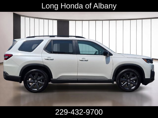 New 2026 Honda Pilot Sport image 6